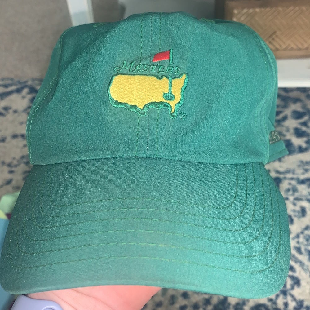 Masters hat basically brand new